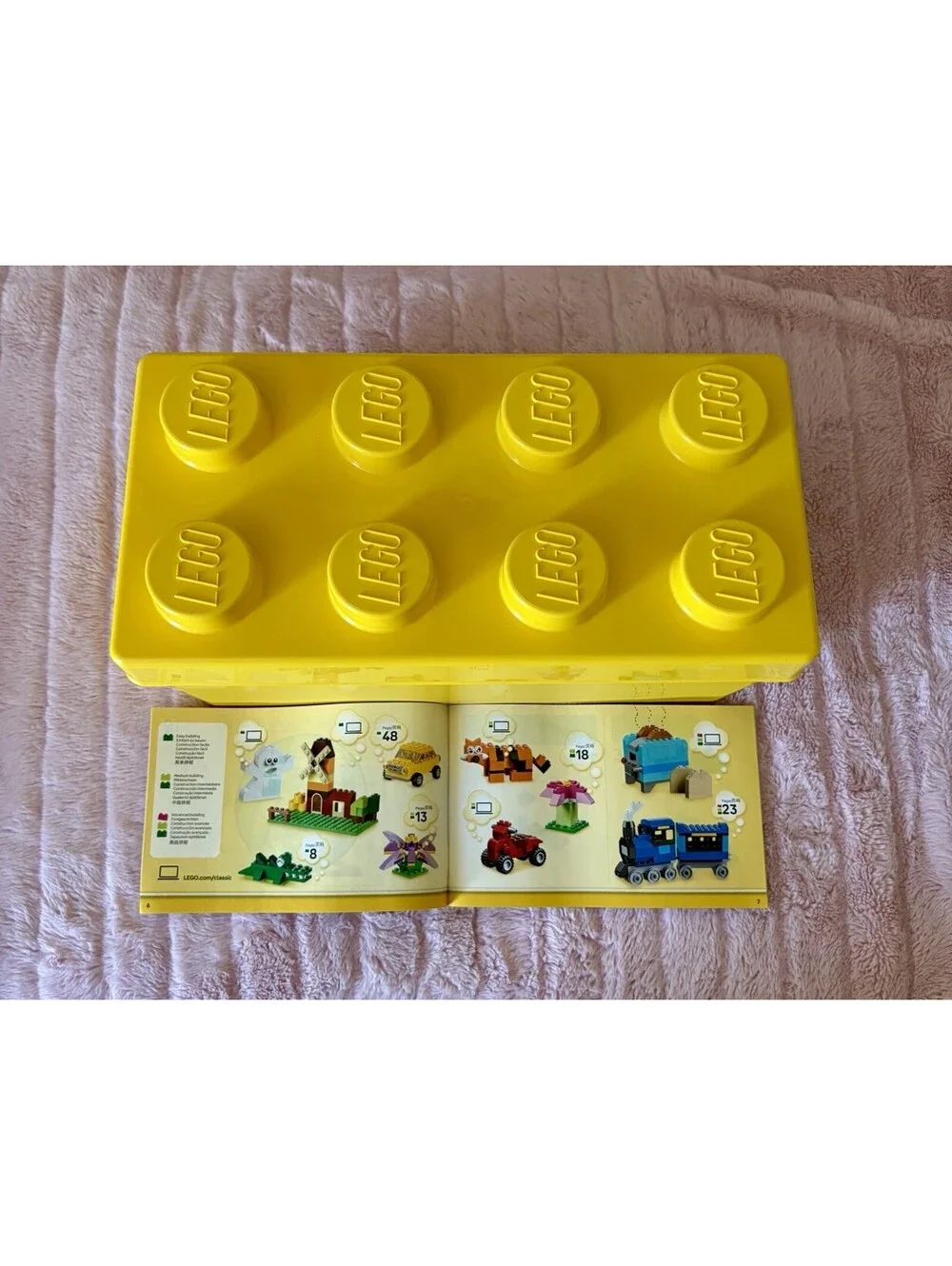 LEGO Classic Medium Creative Brick Box - 484 Pcs Open Box Sealed Bags